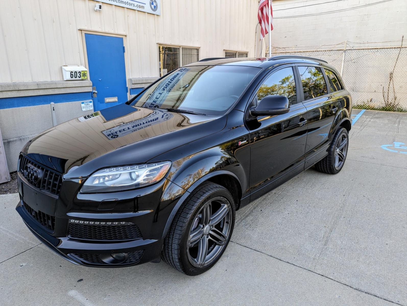 2015 Black /Black Leather Audi Q7 (WA1DGAFE5FD) with an 3.0L V6 F DOHC 24V engine, Automatic transmission, located at 603 Amelia Street, Plymouth, MI, 48170, (734) 459-5520, 42.378841, -83.464546 - Vehicles shown by appointment - Please call ahead - 734-459-5520, text 734-658-4573 or contact us via our web site at: http://www.selectmotors.com for complete Inventory, Photos, Videos and FREE Carfax Reports. 2015 Audi Q7 3.0T S Line Prestige. Black/black leather interior, 126K miles, a - Photo #0